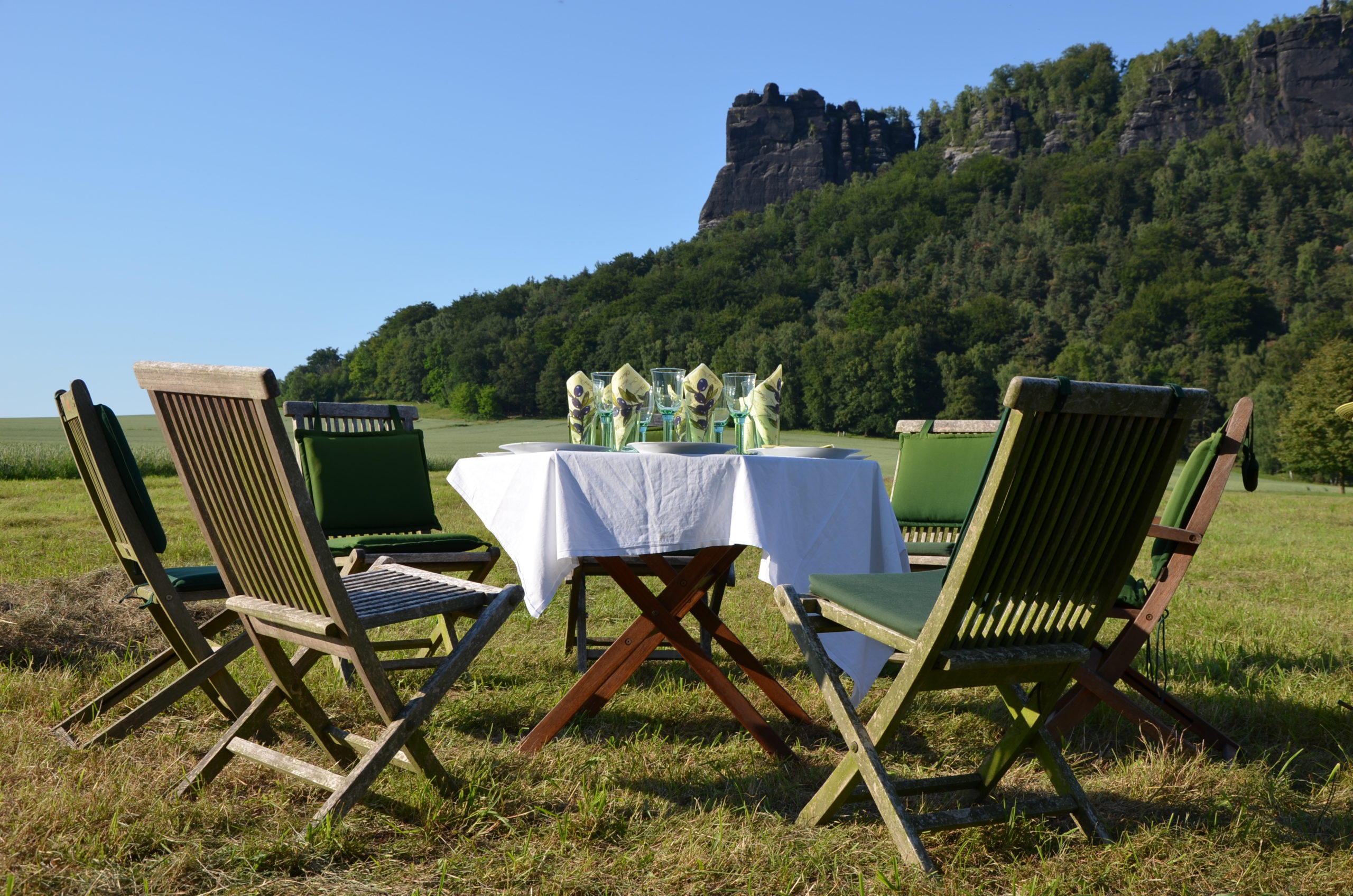 Königstein: Ferienwohnung Sitzecke mit Ausblick
